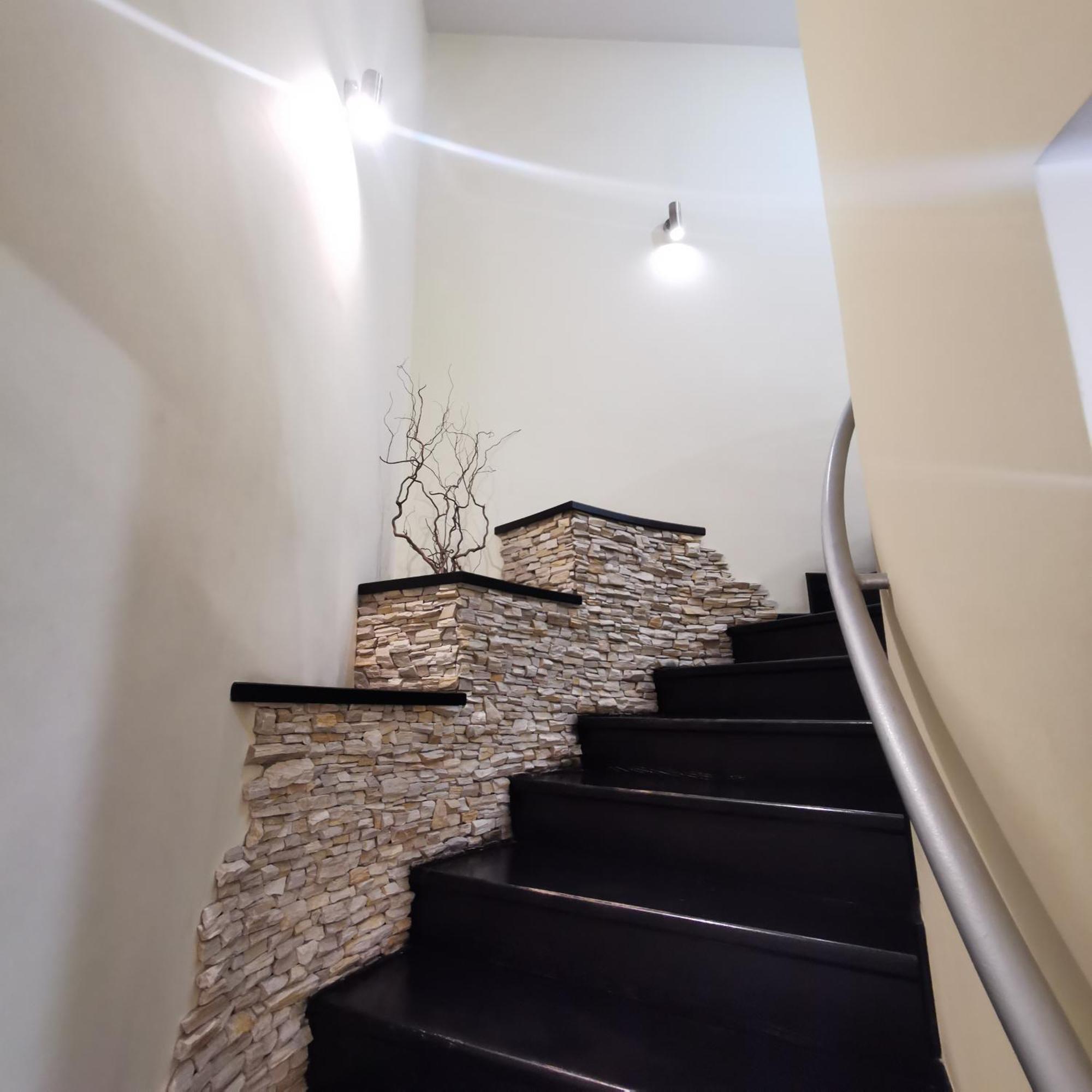 Big Apartment In Rivne Center Exterior foto